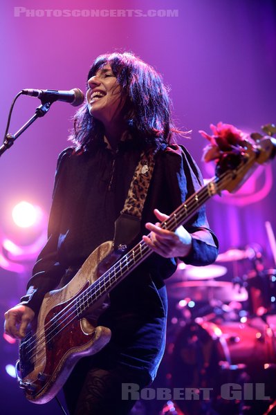 PIXIES - 2023-03-15 - PARIS - Olympia - Paz Lenchantin